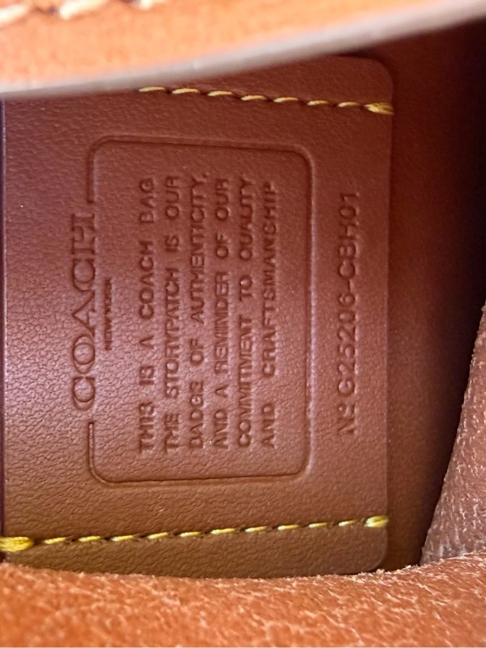 Coach Hadley Convertible Crossbody Bag.❤️